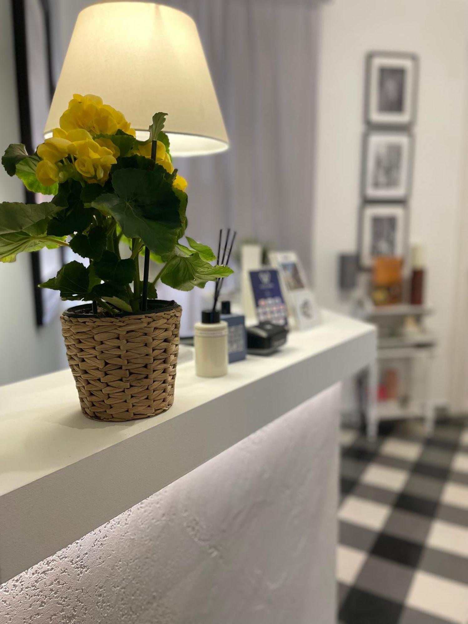Bb Essenze Bed & Breakfast Palermo Dış mekan fotoğraf