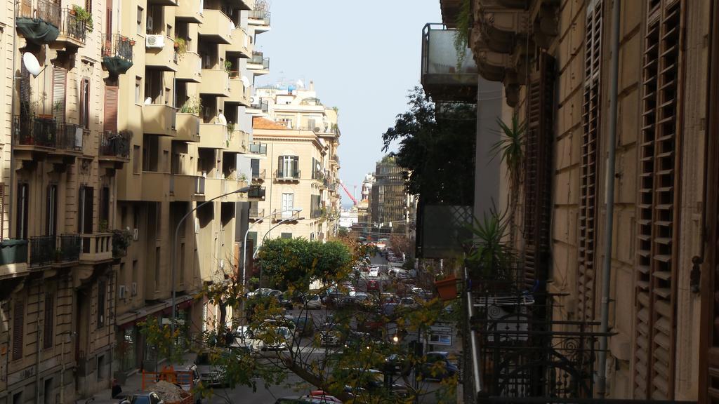 Bb Essenze Bed & Breakfast Palermo Dış mekan fotoğraf