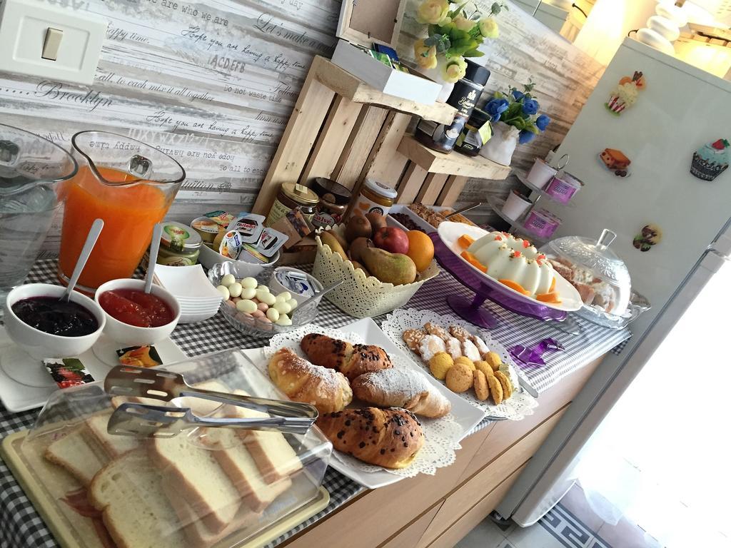 Bb Essenze Bed & Breakfast Palermo Dış mekan fotoğraf