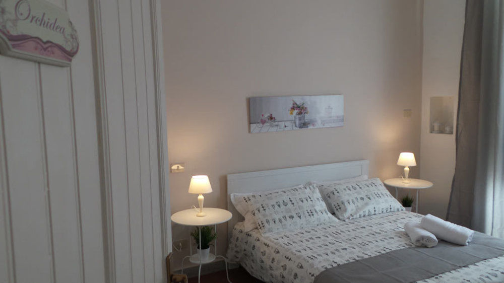 Bb Essenze Bed & Breakfast Palermo Dış mekan fotoğraf