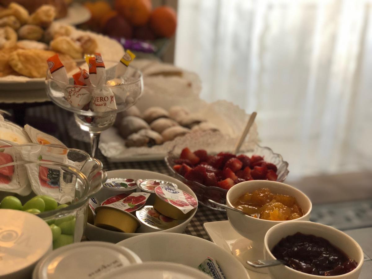 Bb Essenze Bed & Breakfast Palermo Dış mekan fotoğraf