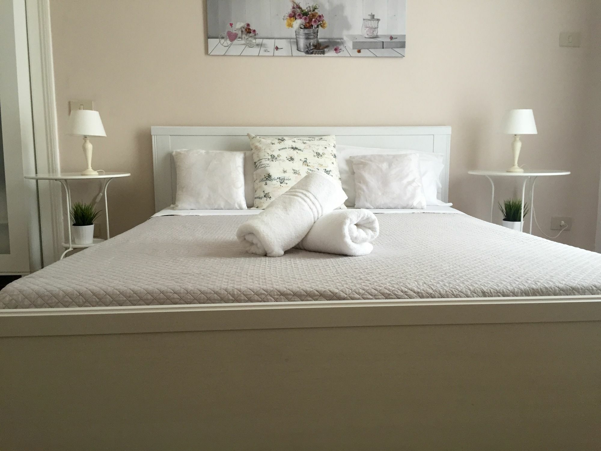 Bb Essenze Bed & Breakfast Palermo Dış mekan fotoğraf